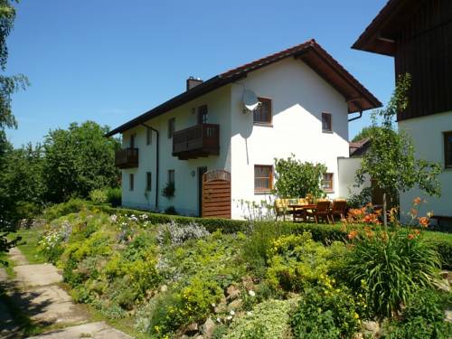 Haarbach Deutschland Promo-Code Booking.com